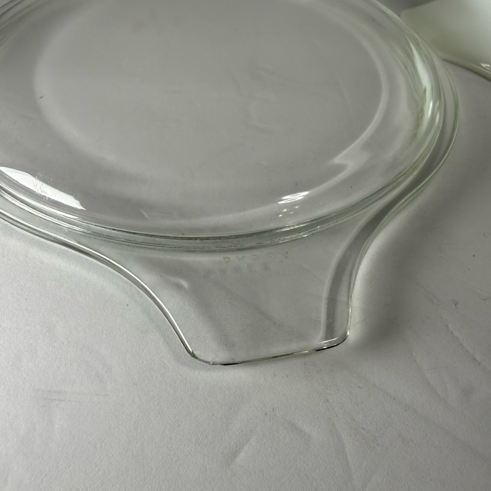 Pyrex Glass Casserole Dish with Lid - Green Pattern - Picture 8 of 12
